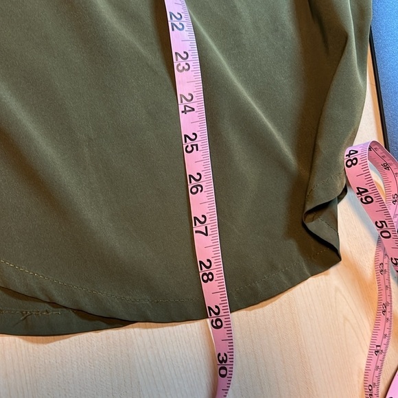 Abercrombie & Fitch Essentials Sleeveless Top Size Small - Picture 9 of 10